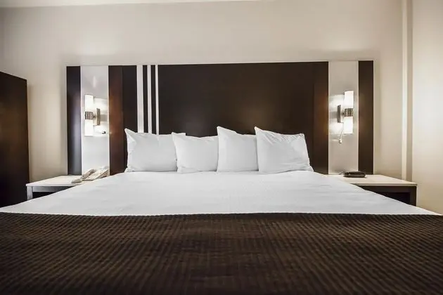 Quality Hotel Airport South Richmond