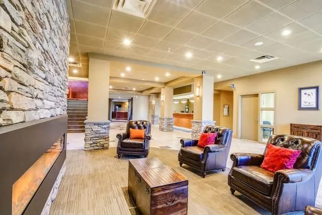 Quality Hotel & Conference Centre Sawridge - Lobi