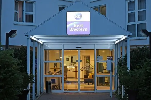 Quality Hotel Erlangen - Dış Mekan