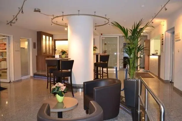 Quality Hotel Erlangen - Lobi