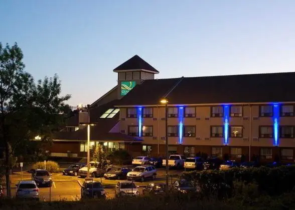 Quality Hotel Hamilton