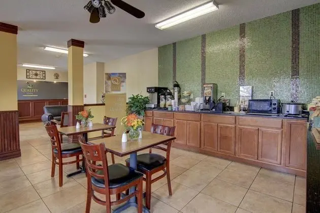 Quality Inn Adairsville