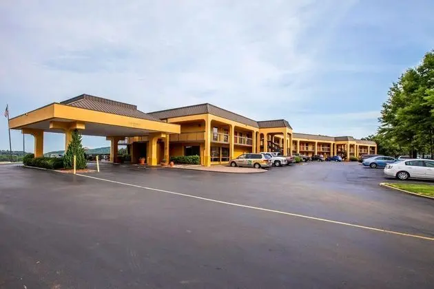 Quality Inn Airport - Southeast