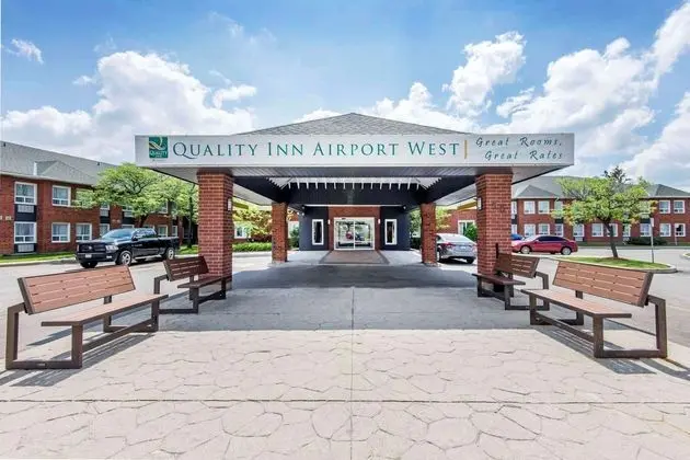 Quality Inn Airport West Mississauga