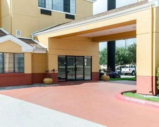Quality Inn - Dış Mekan
