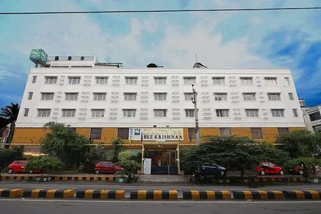 Quality Inn Bez Krishnaa - Dış Mekan