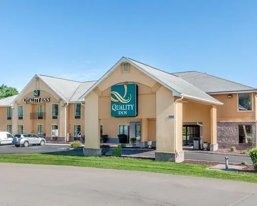 Quality Inn Bloomington near University - Dış Mekan
