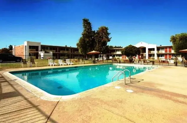 Quality Inn Blytheville I-55