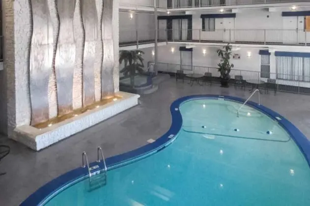 Quality Inn Branson - Hwy 76 Central Downtown