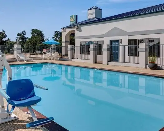 Quality Inn Carthage
