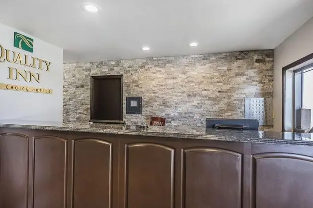 Quality Inn Charleston I-57