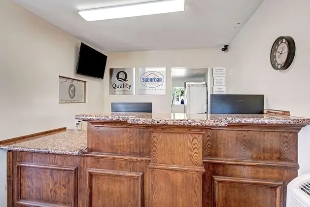 Quality Inn - Lobi