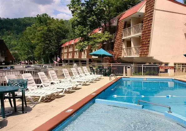 Quality Inn Creekside