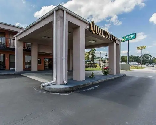 Quality Inn Cullman I-65 exit 310