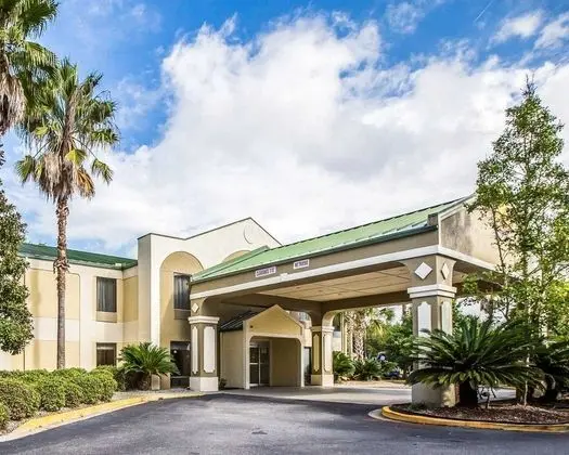 Quality Inn Darien