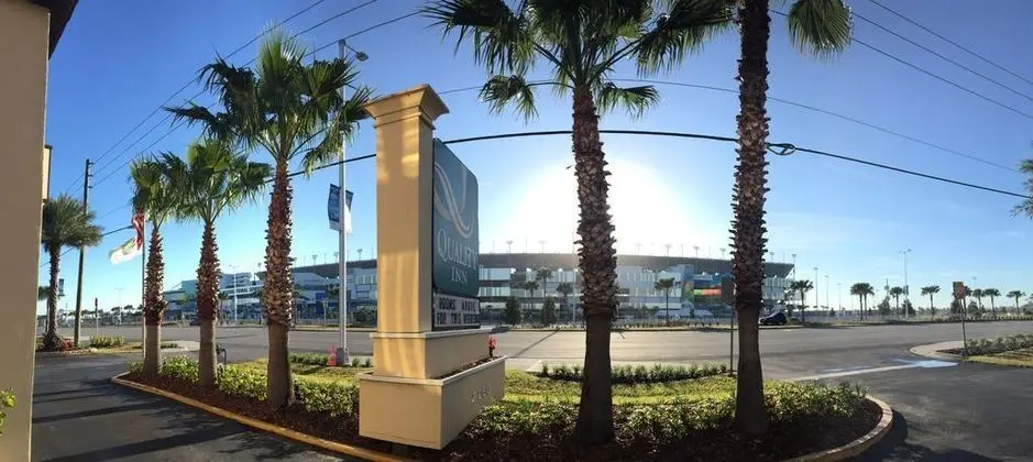 Quality Inn Daytona Speedway I-95 - Genel