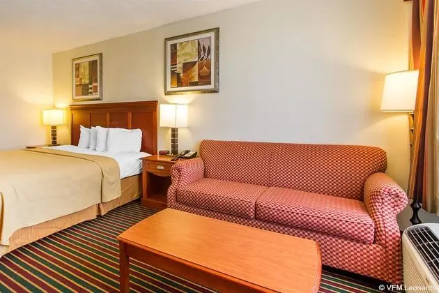 Quality Inn Dyersburg I-155