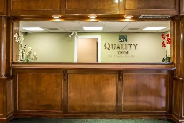Quality Inn Elizabeth City near University - Lobi
