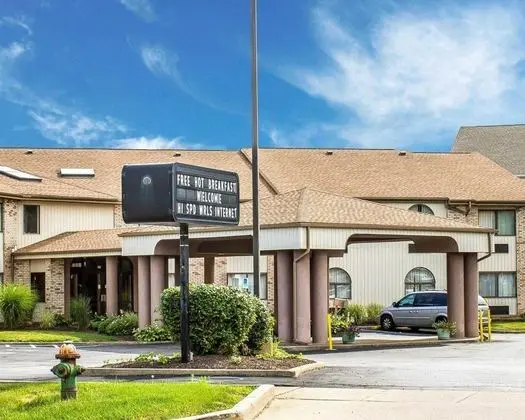 Quality Inn Elyria - Dış Mekan