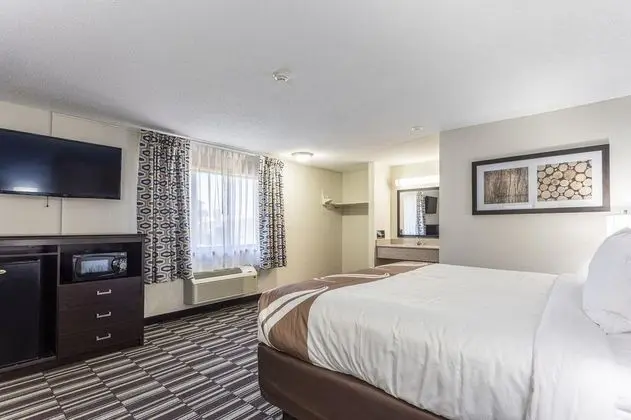 Quality Inn Farmington Area