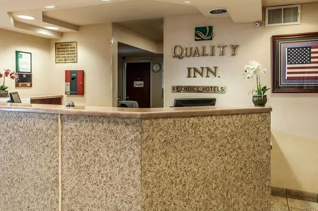 Quality Inn Farmington