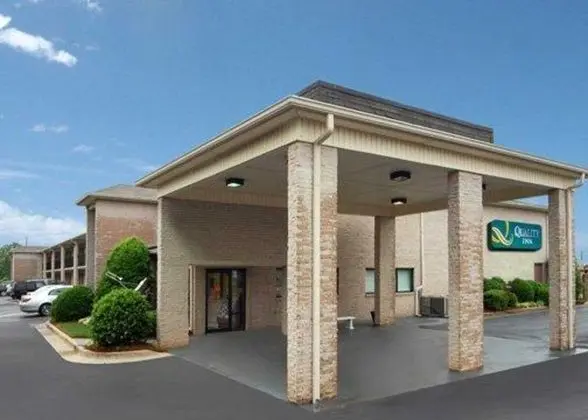 Quality Inn
