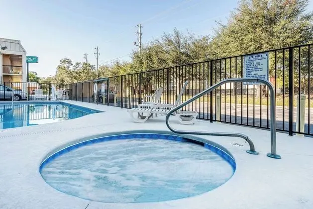 Quality Inn Fort Pierce I-95 - Havuz