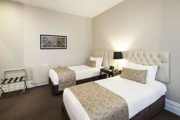 Quality Inn The George Hotel Ballarat - Oda