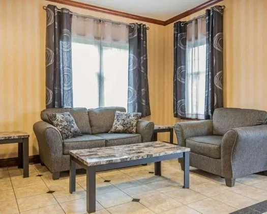 Quality Inn Glen Falls-Queensbury - Lobi