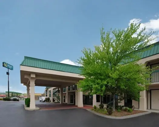 Quality Inn