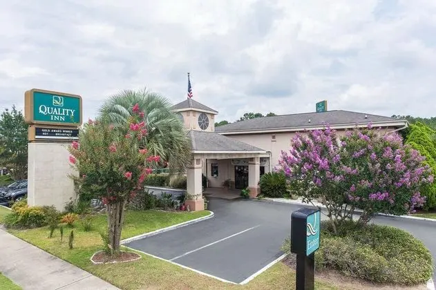 Quality Inn