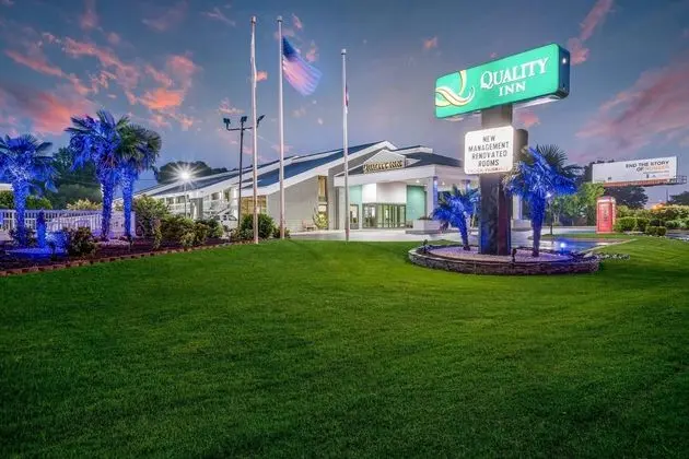 Quality Inn Greenville near University - Dış Mekan