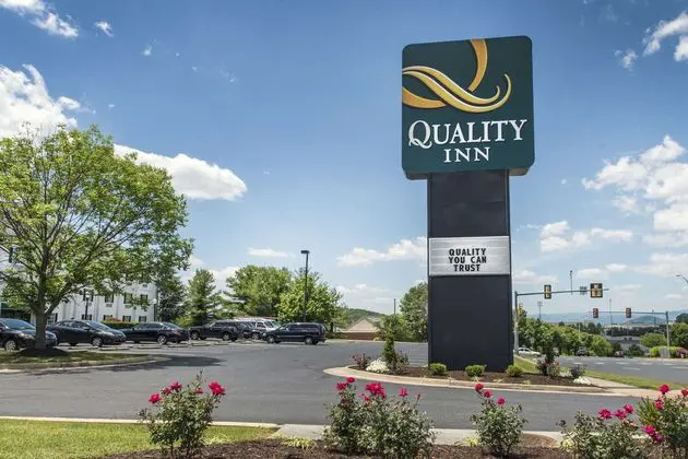 Quality Inn Harrisonburg I-81 - Genel
