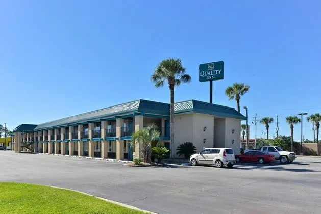 Quality Inn Lake Park