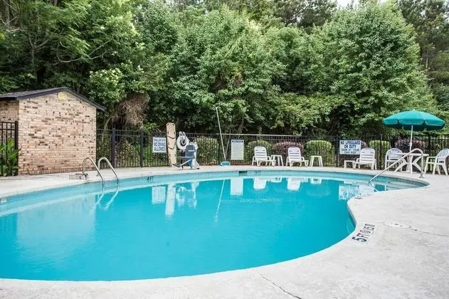 Quality Inn Manning I-95