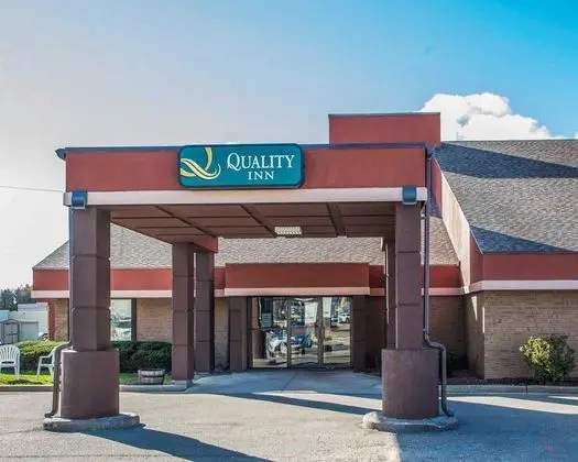 Quality Inn Marshfield