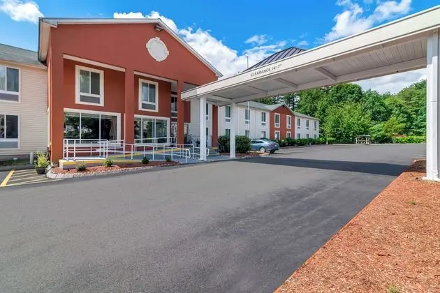 Quality Inn Merrimack - Nashua - Dış Mekan