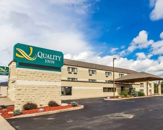Quality Inn Mississippi River area