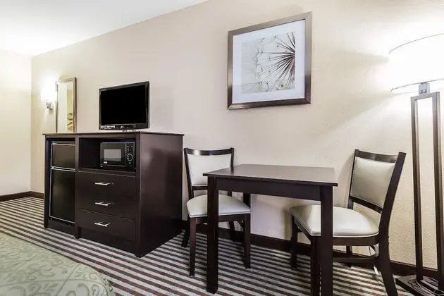 Quality Inn Mount Vernon, IL - Oda