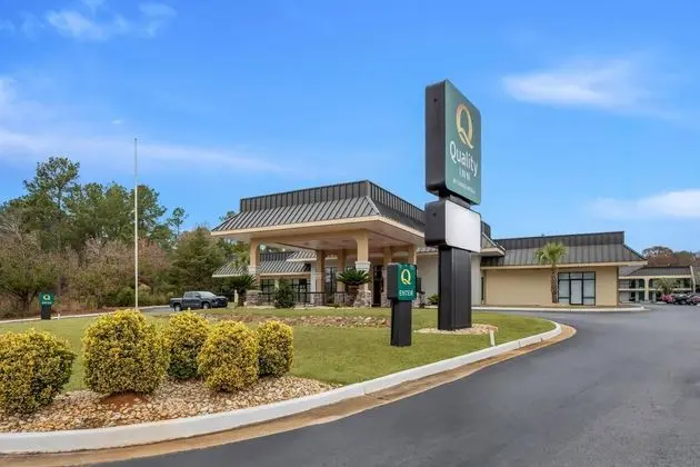 Quality Inn National Fairgrounds Area - Dış Mekan