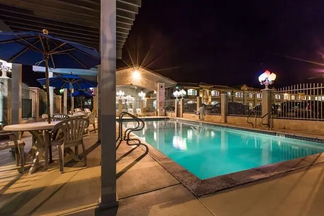 Quality Inn Near China Lake Naval Station