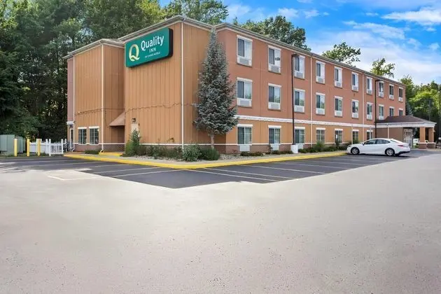 Quality Inn Near Interstate I94 - Öne Çıkan Resim
