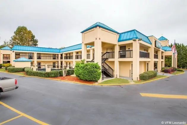 Quality Inn near Six Flags