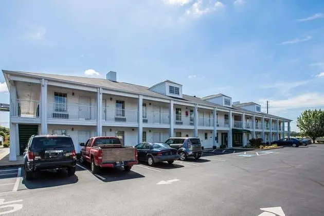 Quality Inn Oxford I-20 exit 188