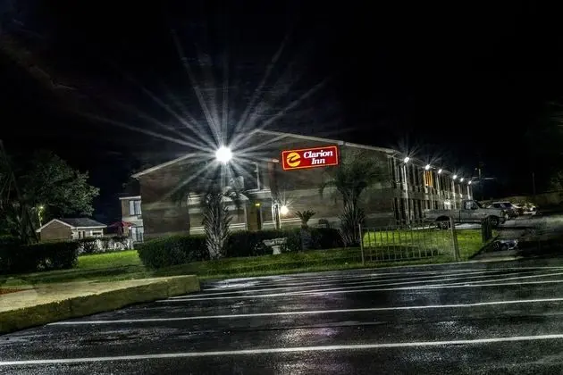 Quality Inn - Dış Mekan