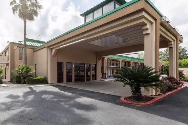 Quality Inn Riverfront Center