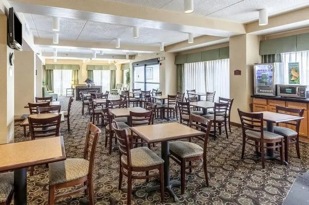 Quality Inn San Antonio Fiesta at Six Flags