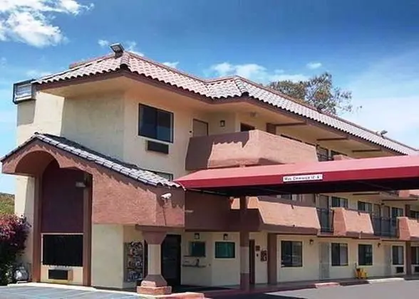 Quality Inn San Diego I-5 Naval Base