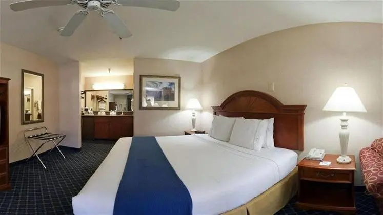 Quality Inn Santa Nella