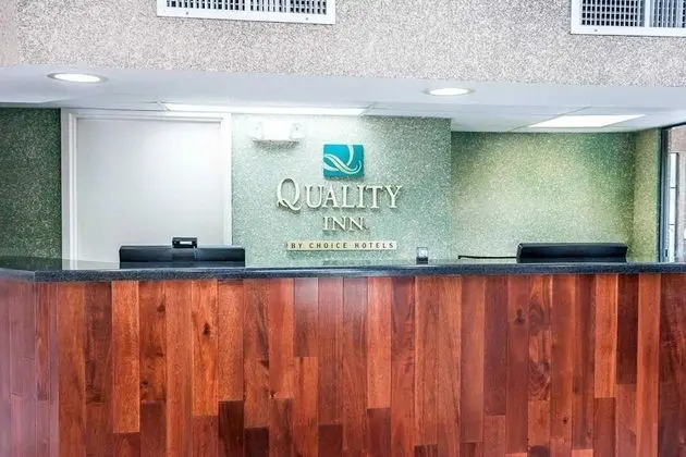 Quality Inn Savannah South - Lobi